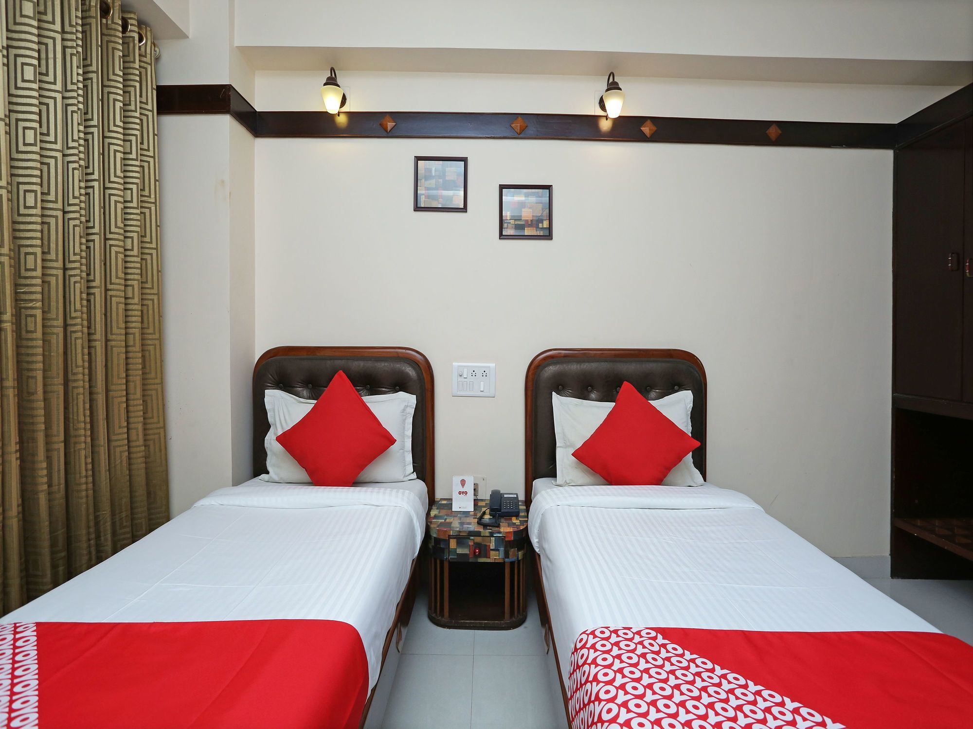 Hotel Amrit Regency 구와하티 외부 사진