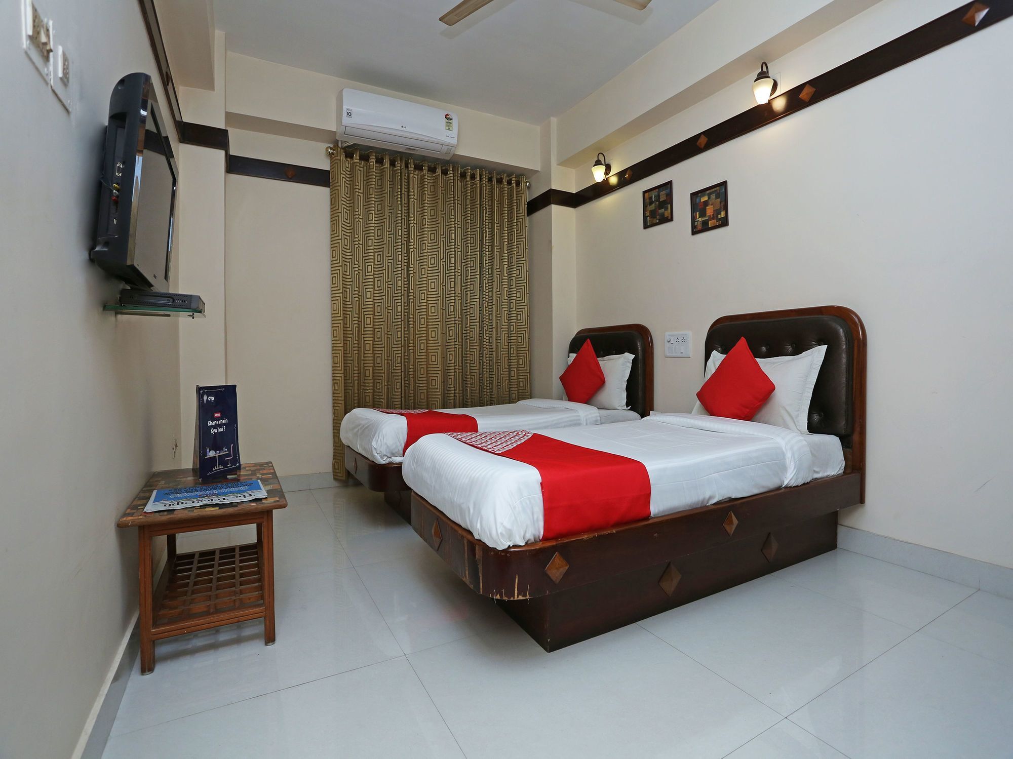 Hotel Amrit Regency 구와하티 외부 사진