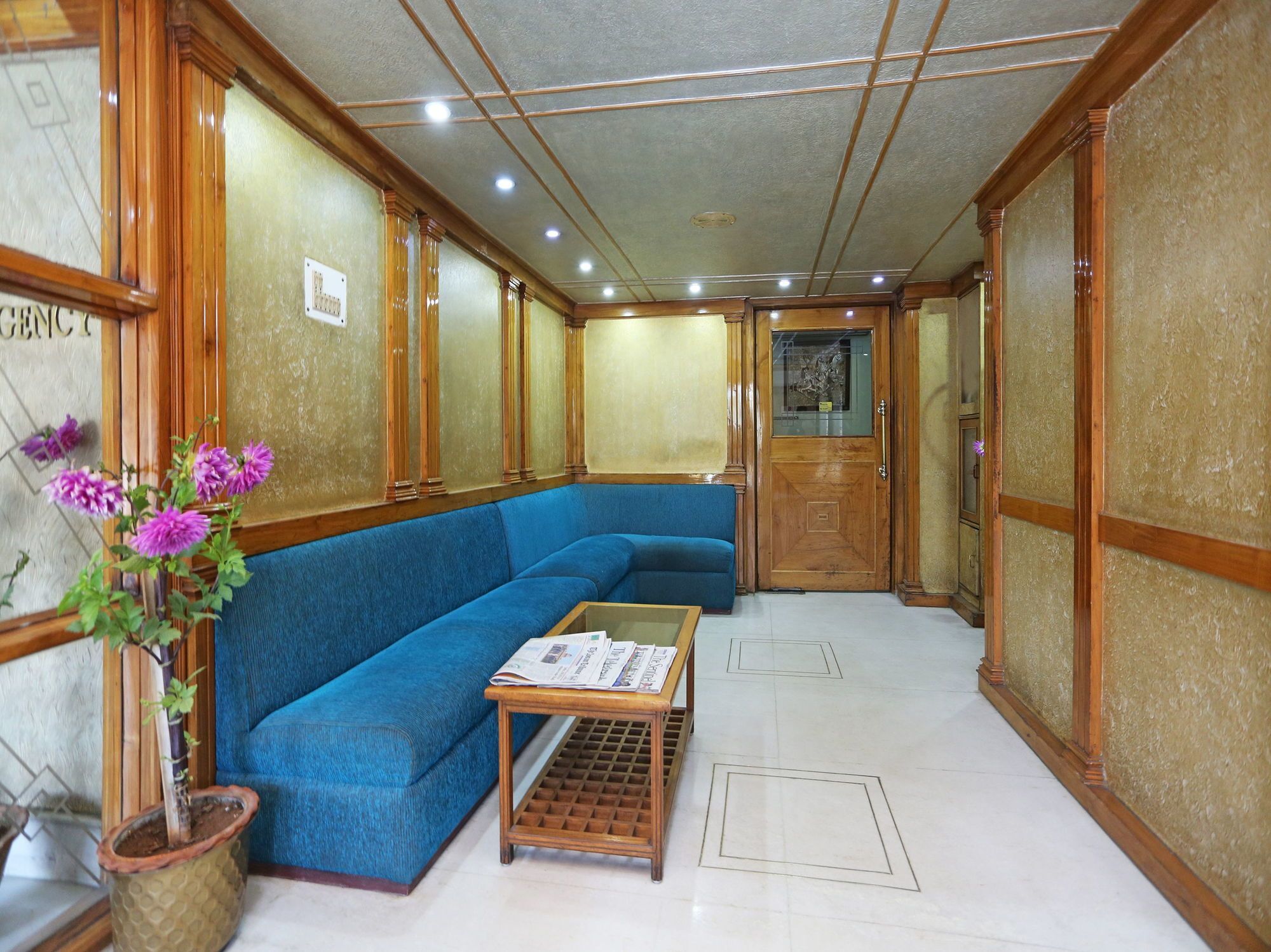 Hotel Amrit Regency 구와하티 외부 사진