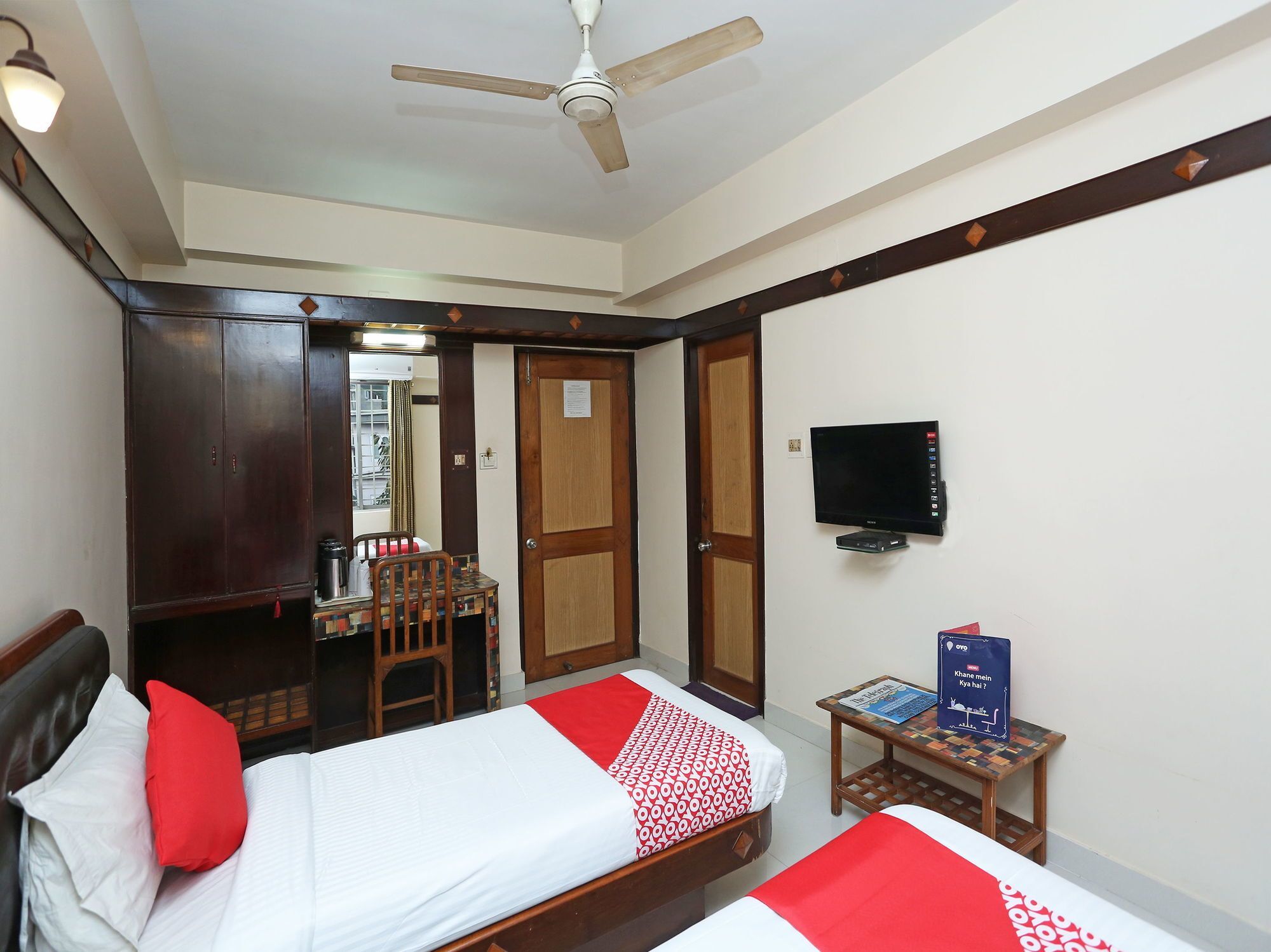 Hotel Amrit Regency 구와하티 외부 사진